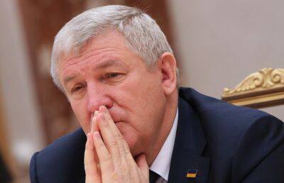 Экс-министра обороны Украины заподозрили в госизмене из-за Харьковских соглашений