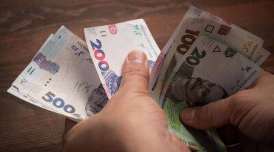 10 тысяч украинцев получат дополнительные выплаты: кому и какую сумму начислят