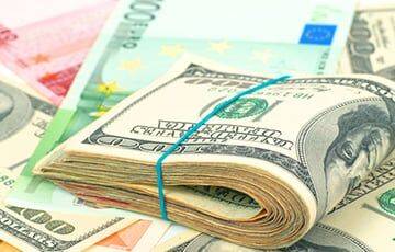 Белорусские банки изменили лимиты на снятие валюты