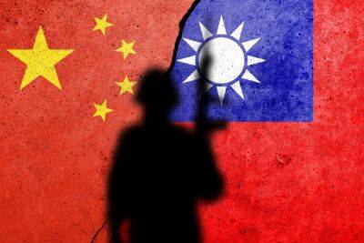 Тайвань: Китай использует военные учения для подготовки к вторжению