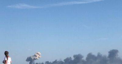 На авиабазе в Крыму слышны взрывы (ФОТО, ВИДЕО)