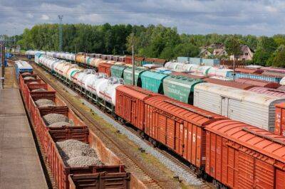 У Lietuvos gelezinkeliai транзитных грузов в Калининград оплачено примерно на три недели