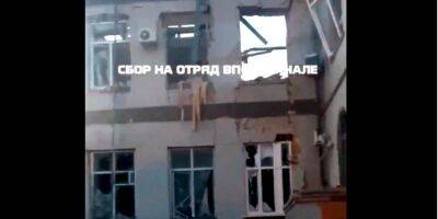 ВСУ разнесли ракетами базу военной полиции ВС РФ в Большом Бурлуке Харьковской области — видео