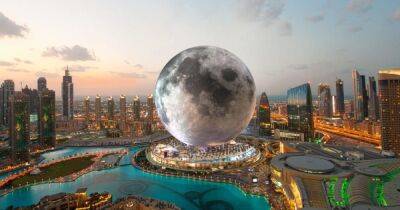 Космический туризм прямо на Земле: в Дубае строят отель в виде Луны за $5 млрд (видео)