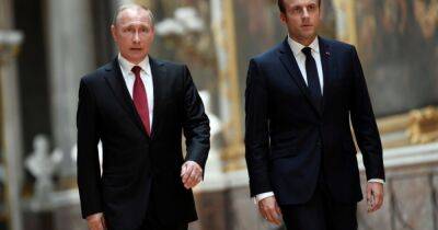 Путин пожаловался Макрону на западное оружие в Украине: лидер Франции ответил
