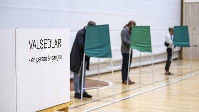 В Швеции на выборах лидирует блок левоцентристов, правые популисты улучшили результат