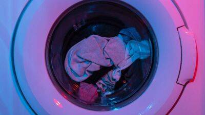 Как убрать запах из стиральной машины: лайфхаки, которые помогут спасти прибор