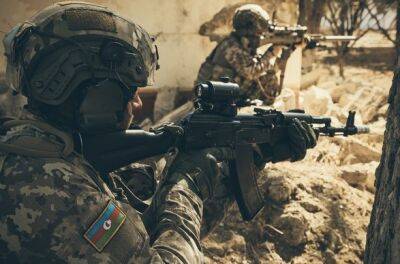 Армия Азербайджана начала артиллерийский обстрел пограничных сел Армении: есть погибшие