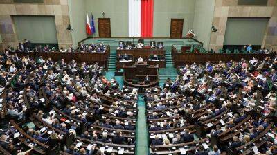 Сейм Польши требует от Германии компенсации за Вторую мировую и планирует то же в отношении РФ