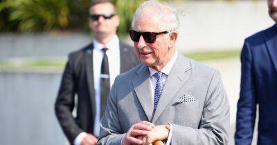 В Новой Зеландии продают сосиски "Король Карл III", напоминающие пальцы монарха