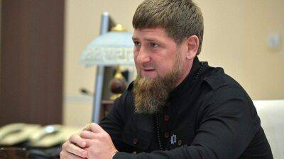Кадыров без шуток заявил, что россияне не отступают с Харьковщины: это, мол, "тонкая тактика"