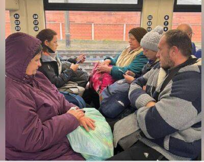 “Полный вагон пассажиров”: УЗ отправила первый поезд в деоккупированную Балаклею (ФОТО)