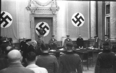 Суды Третьего Рейха: Как Гитлер взял под свой контроль систему правосудия