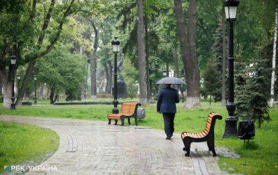 Часть Украины зальет дождями: прогноз погоды на завтра