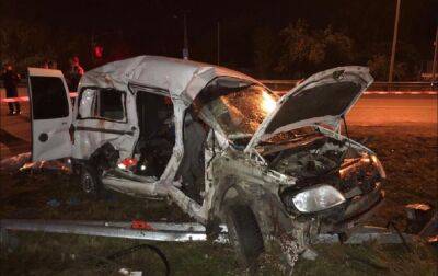 Во Львовской области произошло ДТП с участием военного автомобиля: четверо погибших