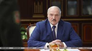 Лукашенко уравнял украинцев в некоторых правах с белорусами