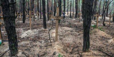 Братская могила в Изюме — это еще одно доказательство военных преступлений России — президент Эстонии
