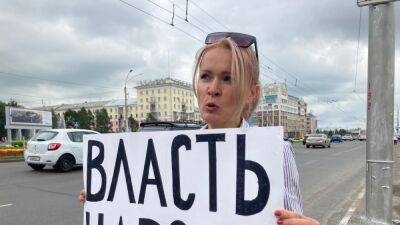 Журналистка Мария Пономаренко вскрыла вены в СИЗО. Она жива
