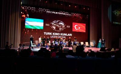 Турецкие актеры не поделили сцену на Ташкентском международном кинофестивале. Из-за чего произошел инцидент