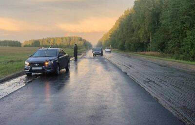 В Тверской области в столкновении двух легковушек пострадал один из водителей