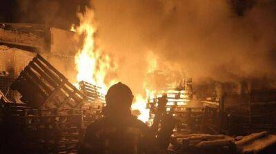 По Харькову ночью враг ударил двумя ракетами, вспыхнул пожар