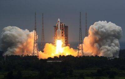 До Землі несуться уламки китайської космічної ракети: чи є загроза і куди вони приземляться