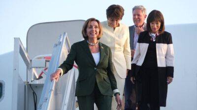 Спикер Палаты представителей США Нэнси Пелоси прилетела в Армению