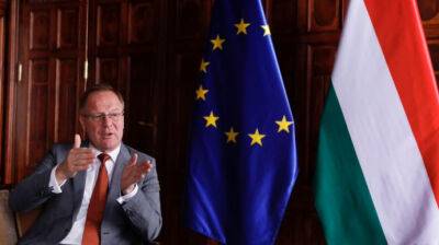Венгрия говорит, что выполнит свои обязательства и ЕС не заблокирует ей миллиарды евро