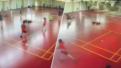 Из-за землетрясения на Тайване упал потолок школьного спортзала: там были дети – шокирующее видео