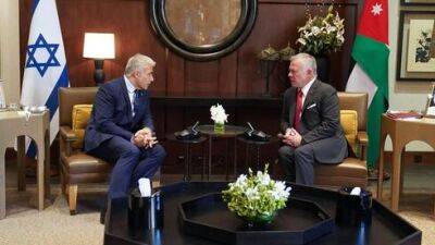 Лапид попытается привлечь короля Иордании к борьбе с террором в Израиле