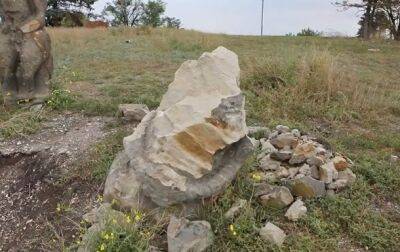 Россияне разбили каменные половецкие бабы у Изюма