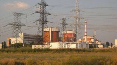 Ракета упала в 300 метрах от ядерных реакторов: оккупанты обстреляли Южноукраинскую АЭС