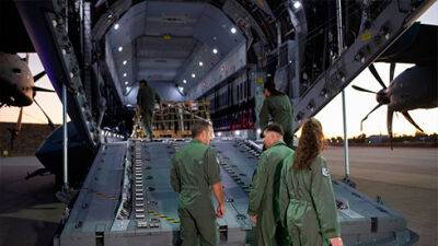 Іспанія відправила Україні п'ять літаків з боєприпасами
