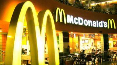 Завтра в Киеве возобновят работу первые три ресторана McDonald's