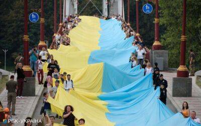 Верят ли украинцы "раскол" в обществе во время войны: данные опроса