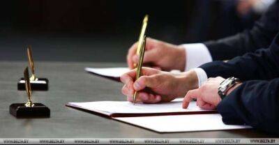 Belarus, China sign massive package of documents