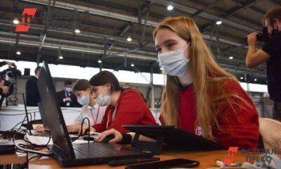 Вице-премьер Чернышенко назвал способ замотивировать школьников на карьеру в IT