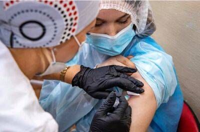 Минздрав Украины разрешил вторую бустерную дозу вакцины от коронавируса | Новости Одессы