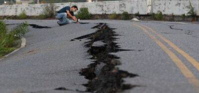 Мощное землетрясение магнитудой 7,4 всколыхнуло западное побережье Мексики. Существует угроза цунами