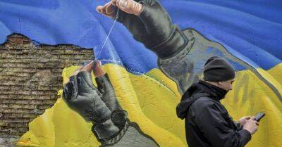 "Единая мобилизованная вертикаль". Как выглядит украинская политика спустя полгода войны