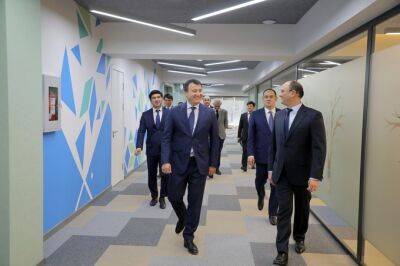 Заместитель премьер-министра Узбекистана изучил деятельность «Узпромстройбанка»