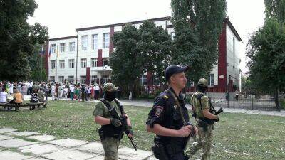 Російські окупанти під час відступу збираються прикриватися школярами, - луганський блогер