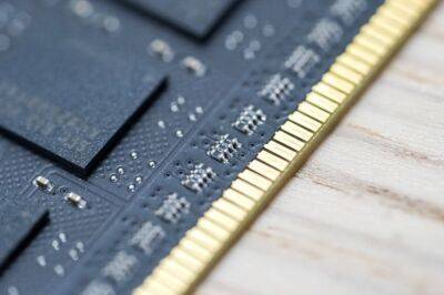 TrendForce прогнозирует удешевление памяти NAND и DDR5 SDRAM из-за перепроизводства и снижения спроса