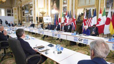 G7 обрежет цены на российскую нефть, Москва считает это абсурдным