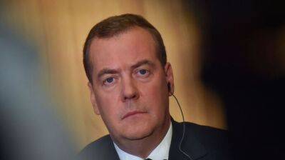 Медведев хочет "защитить" оккупированный Донбасс через "референдумы": будет означать нападение на Россию