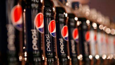 Владимир Путин - PepsiCo прекратила производство Pepsi, 7up и Mountain Dew в России - svoboda.org - Москва - Россия - США - Украина - Reuters