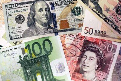 Курс валют на 21 сентября: доллар на наличном рынке взлетел на 50 копеек
