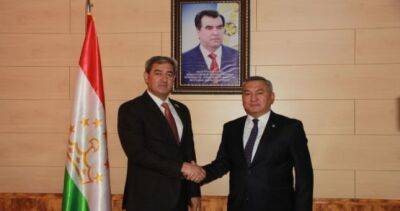 В Душанбе обсудили межпарламентские связи Таджикистана и Казахстана