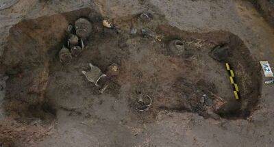 Археологи виявили золоту маску у гробниці династії Шан (Фото)