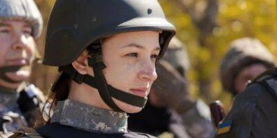 Рада одобрила законопроект про добровольный воинский учет женщин в первом чтении